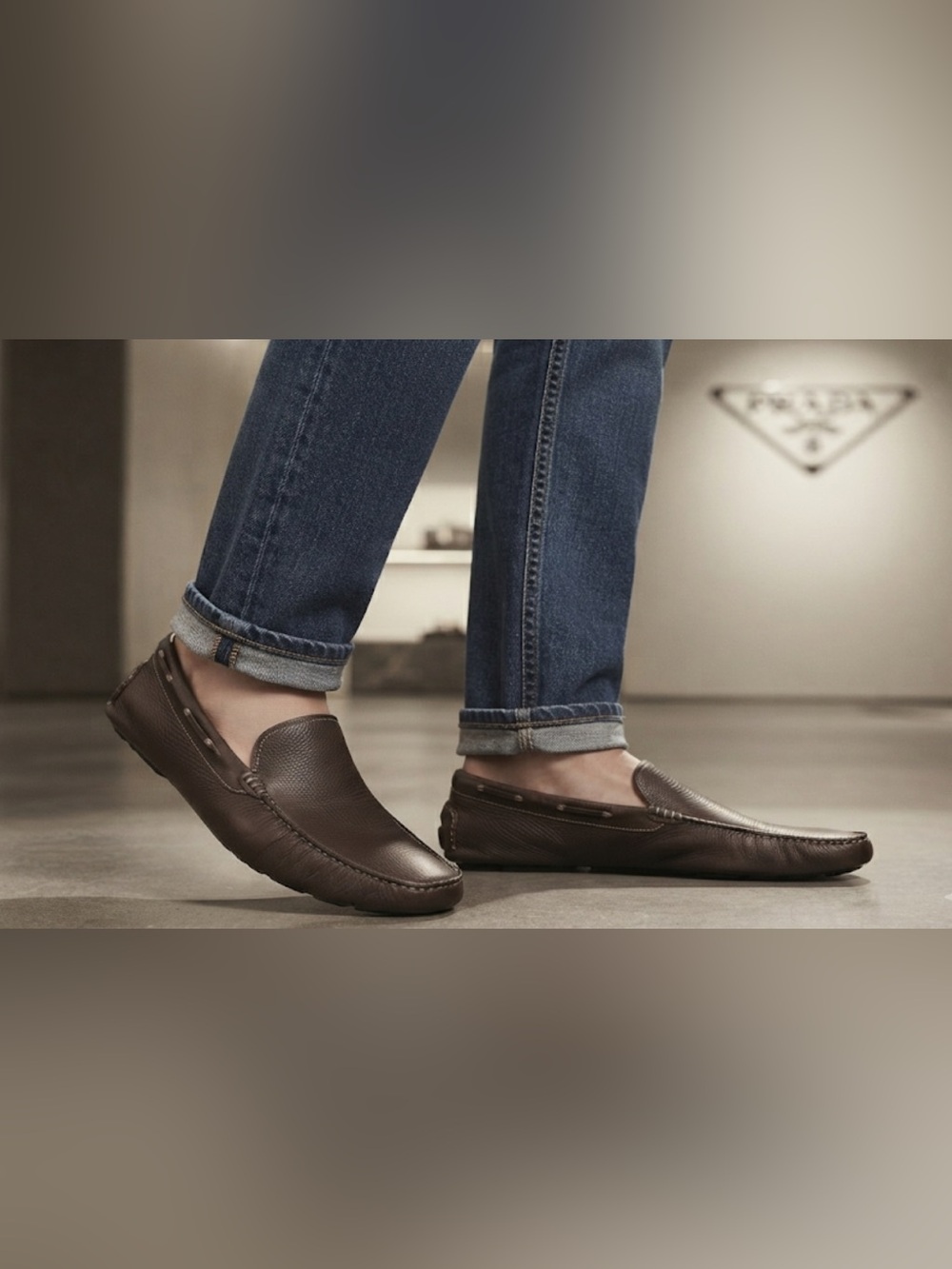 Authentic Prada luxury designer men's signature brown leather loafers drivers 10
